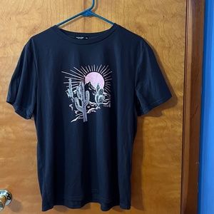 NWOT SHEIN Graphic T-Shirt